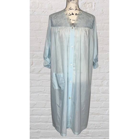 Vtg Sears Eyelet Lace Housecoat Plus 40-42 Baby Blue Nightwear Elegant Cottage - Picture 2 of 5
